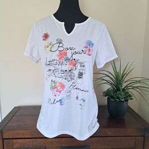 Marie Claire White Graphic T-Shirt Split V Neck Floral Casual Size Medium